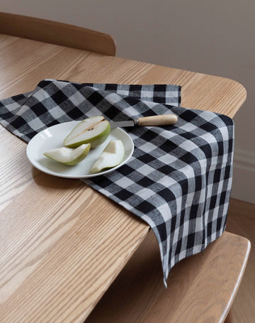 kitchen towel - linen - checkboard - ezu studio